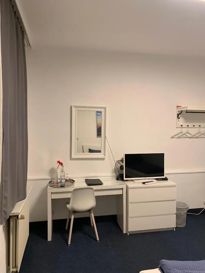 Guest house Gasthaus Zum Loewen Frankfurt am Main