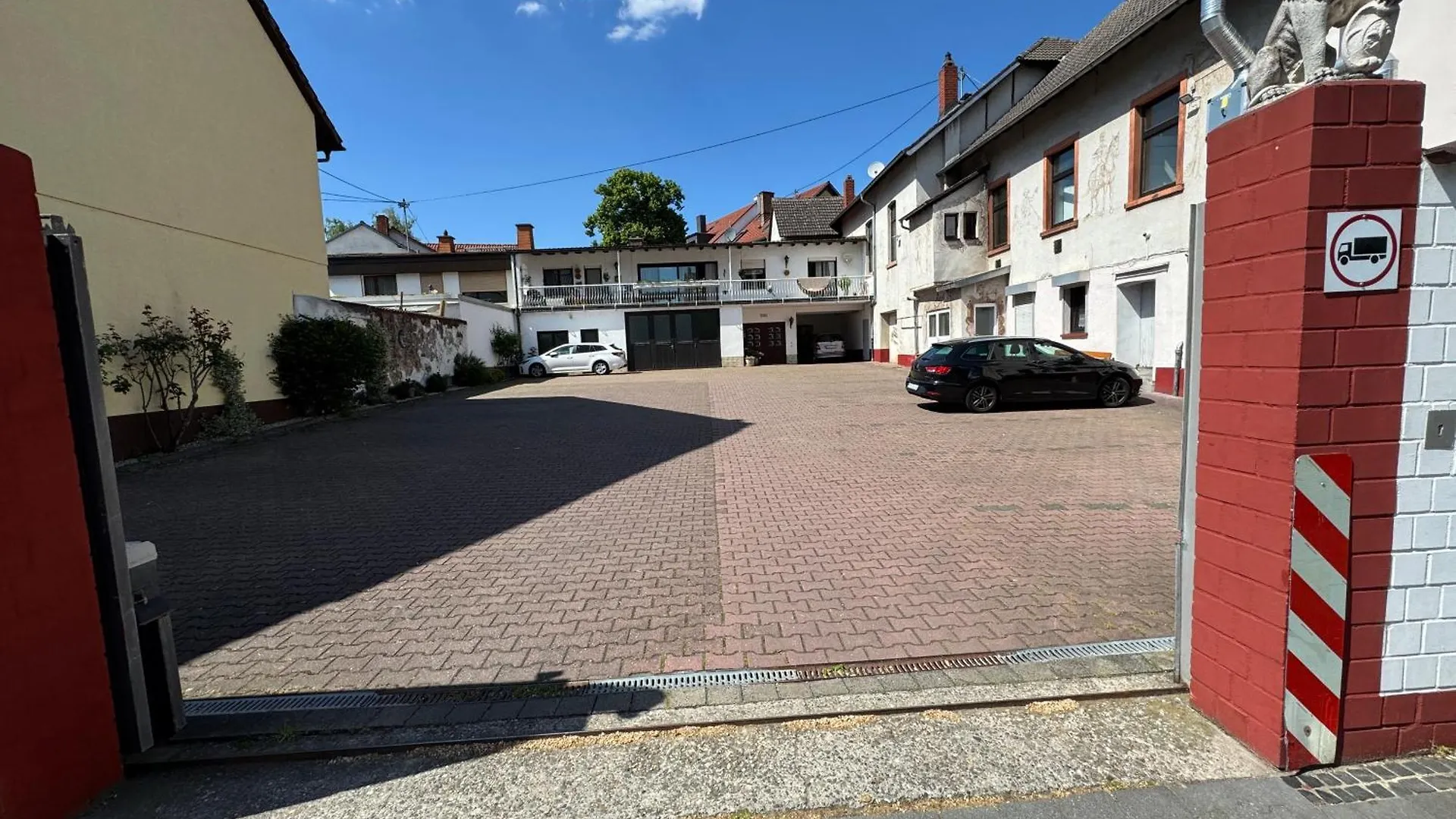 Gasthaus Zum Loewen Frankfurt am Main Germany